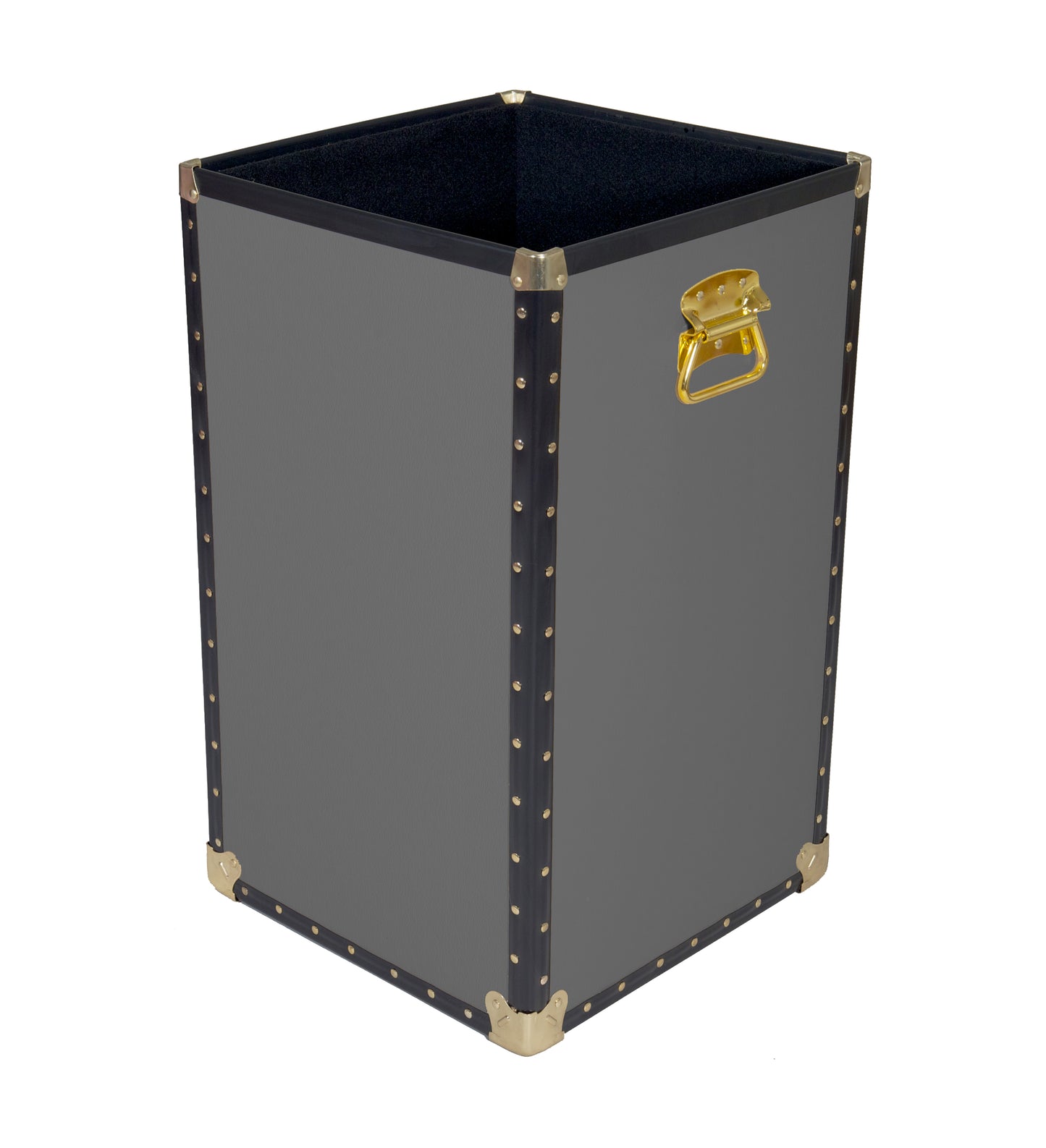 Traditional 15" Laundry Trunk