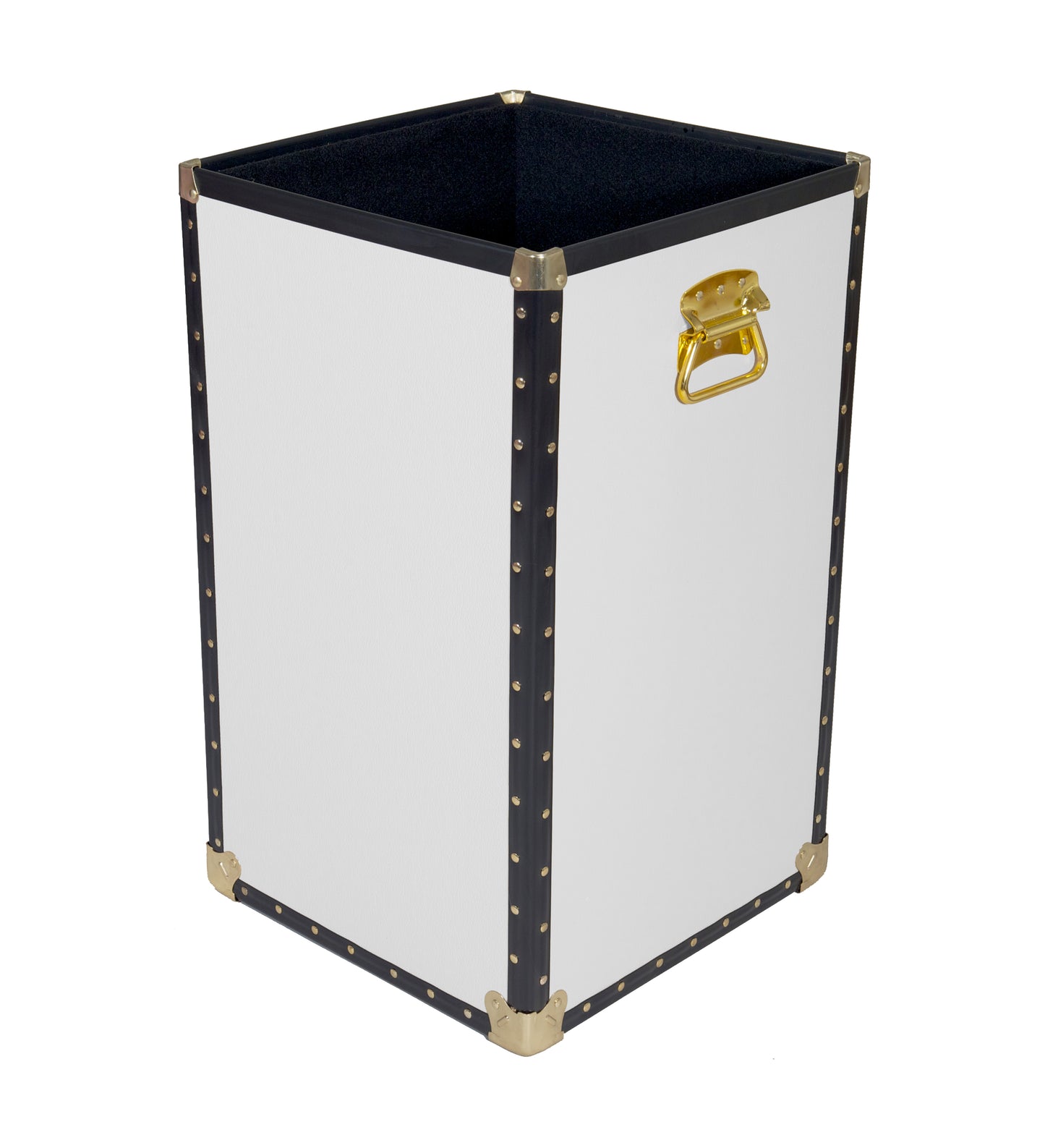 Traditional 15" Laundry Trunk