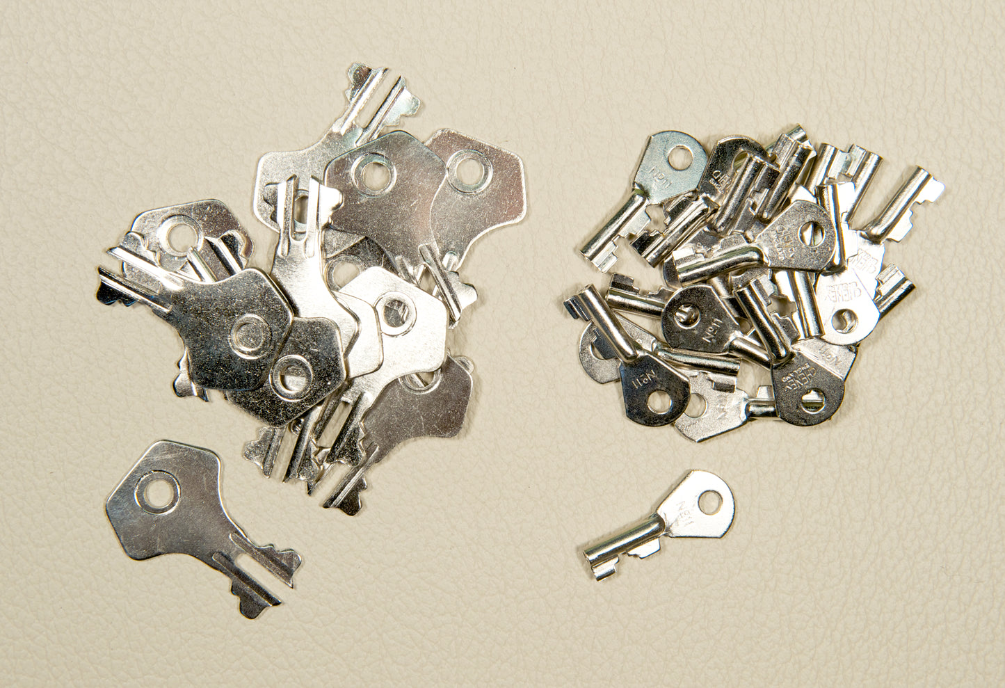 Spare Set of 2 Flip Lock Keys